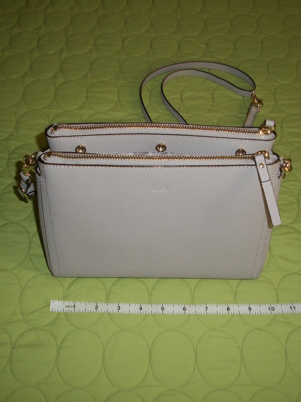 Lo & Sons Pearl Convertible Light Grey Crossbody Bag